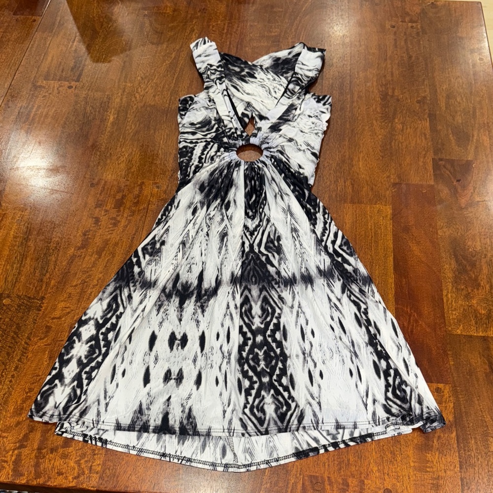 Y2K Arden B Sexy Open Back Black and White Mini Dress